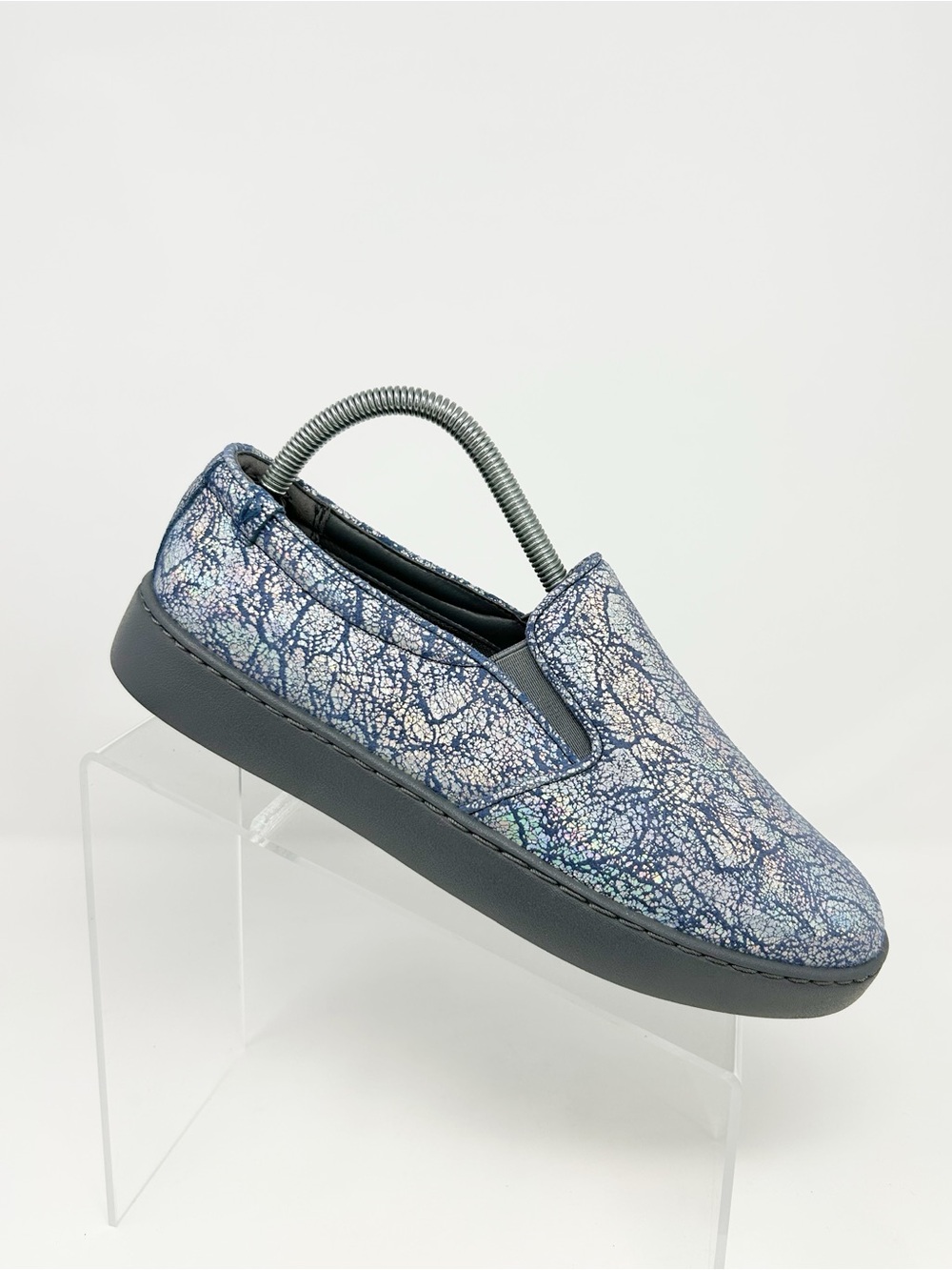 Vionic Avery Metallic Pro Slip-On Sneakers Blue Silver Iridescent Comfort 8.5